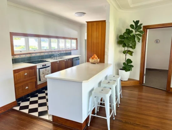 36 Heeb Street,, Bundall, Qld 4217 - For Rent