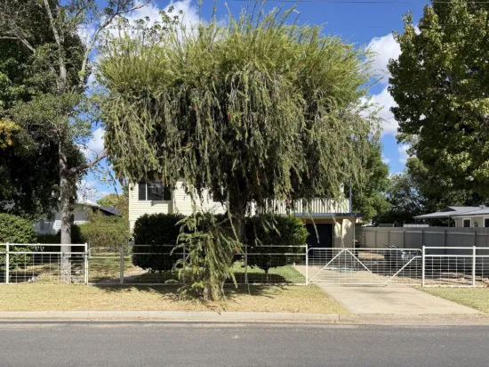 36 Iris ST, Moree, NSW 2400