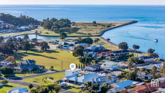 36 Leighton Road East, Halls Head, WA 6210