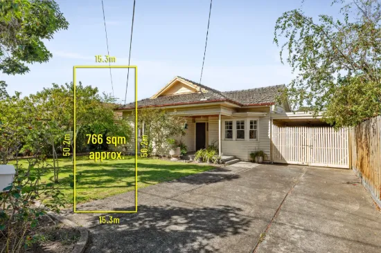 36 McIntyre Street, Burwood VIC 3125-Image