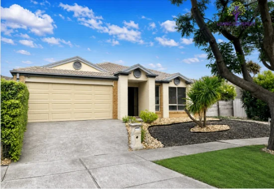 36 Messina Crescent, Point Cook, Vic 3030