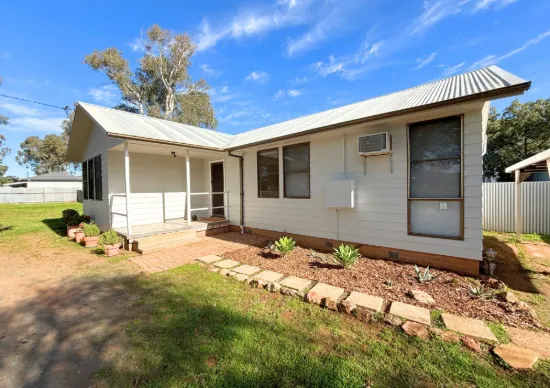 36 Mimosa Street, Coolamon, NSW 2701