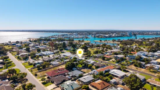 36 Peter Street, Halls Head, WA 6210