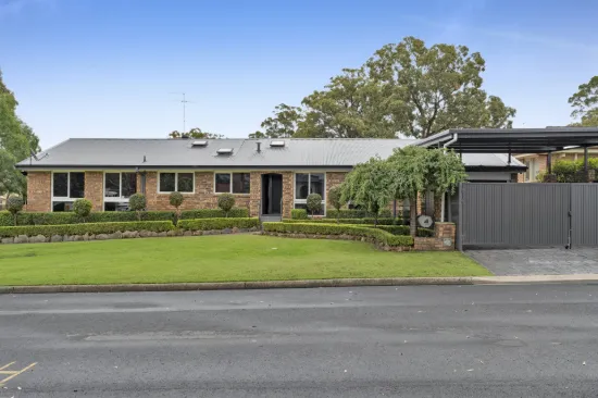 36 Pinaroo Crescent, Bradbury, NSW 2560