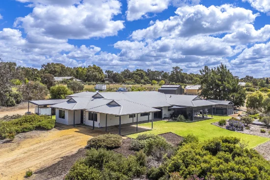 36 Rackenford Drive, Gingin, WA 6503