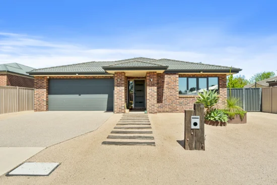36 Rowe Street, Numurkah, Vic 3636