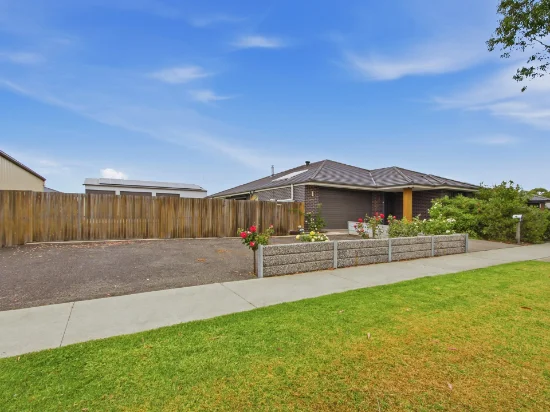 36 Shannon Boulevard, Bairnsdale, Vic 3875