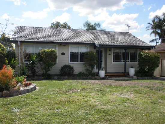 36 Swallow Avenue, Woodberry, NSW 2322 - For Rent