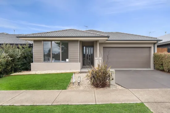 36 Swanburra Drive, Charlemont, Vic 3217