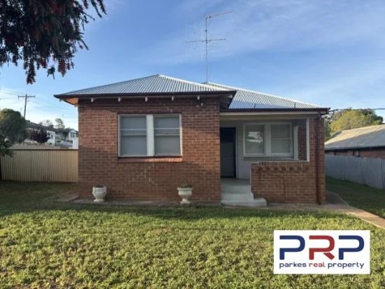 36 Thomas Street, Parkes, NSW 2870
