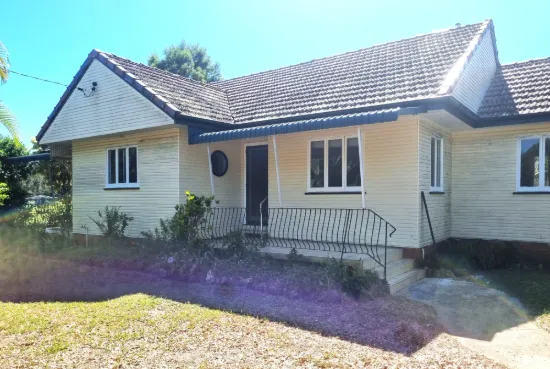 36 Trevor Street, Beachmere, Qld 4510