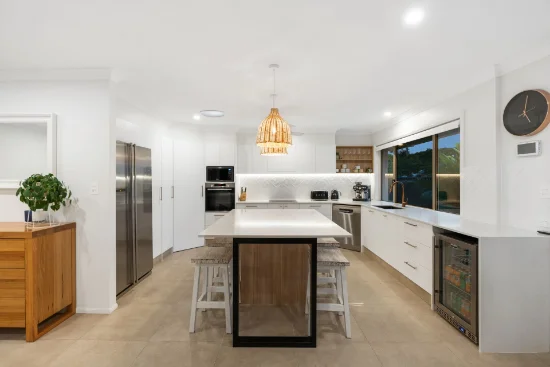 36 Vatakoula Parade, Mermaid Waters QLD 4218-Image