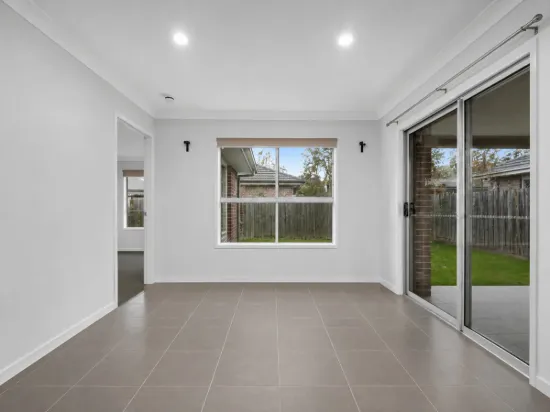 36 Waterfern Way, Ripley, Qld 4306-Image