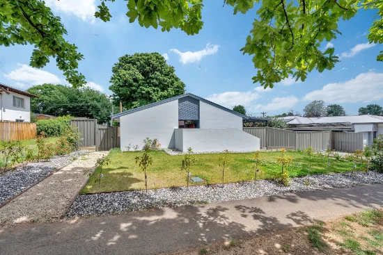 36 Wisdom Street, Hughes, ACT 2605