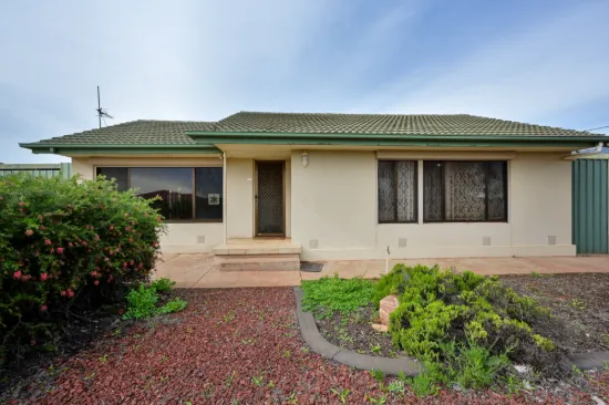 361 Jenkins Avenue, Whyalla Stuart, SA 5608