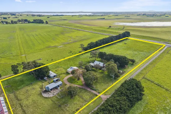 365 Chocolyn Settlement Road, Chocolyn, Vic 3260