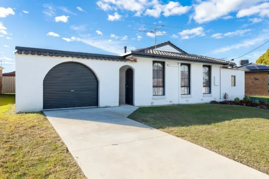 368 Sutherland Street, Lavington, NSW 2641