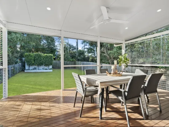 37 Arakurta Street, Lota, Qld 4179