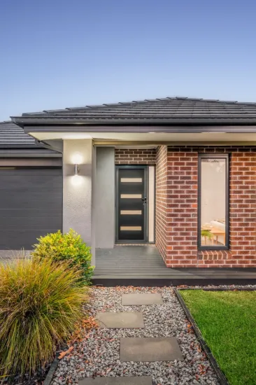 37 Ashbury Boulevard, Armstrong Creek, Vic 3217