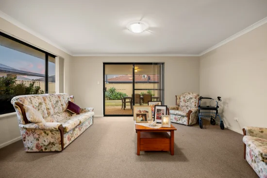 37 Bonannella Entrance, Sinagra, WA 6065
