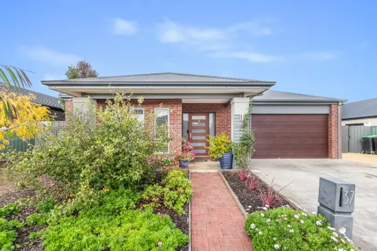37 Channing Drive, Koroit, Vic 3282