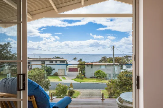37 Cresswick Parade, Dalmeny, NSW 2546