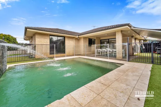 37 Cypress Street, Redland Bay, Qld 4165