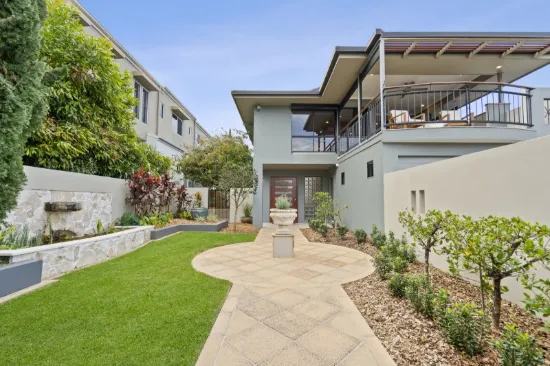 37 Esplanade, Yeronga, Qld 4104
