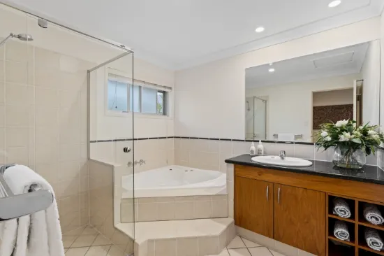 37 Esplanade, Yeronga, Qld 4104-Image