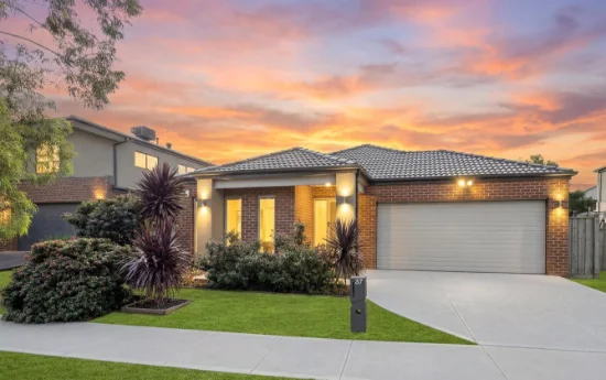 37 Foxley Crescent, Mickleham, Vic 3064