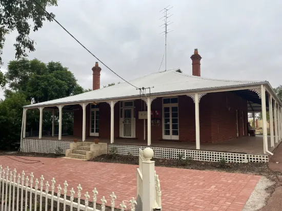 37 Gordon Street, Northam, WA 6401