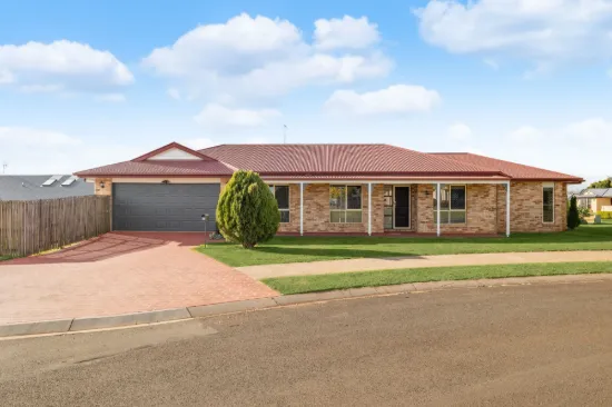 37 Hinchliffe Drive, Kearneys Spring QLD 4350-Image