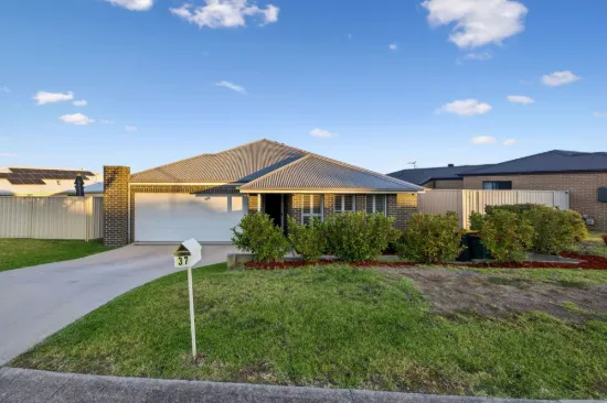 37 kidd circuit, Goulburn, NSW 2580