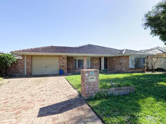 37 Leeuwin Parade, Rockingham, WA 6168