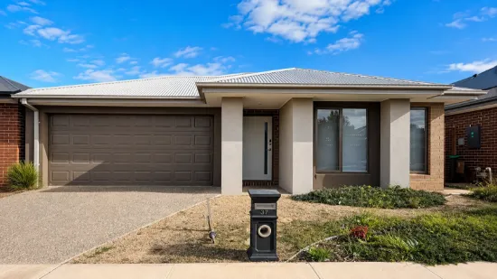 37 Louvre Road, BONNIE BROOK VIC 3335-Image