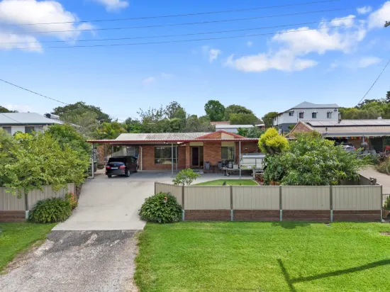 37 Main Street, Marburg, Qld 4346