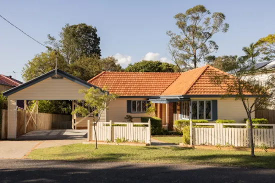 37 Moola Road, Ashgrove, Qld 4060