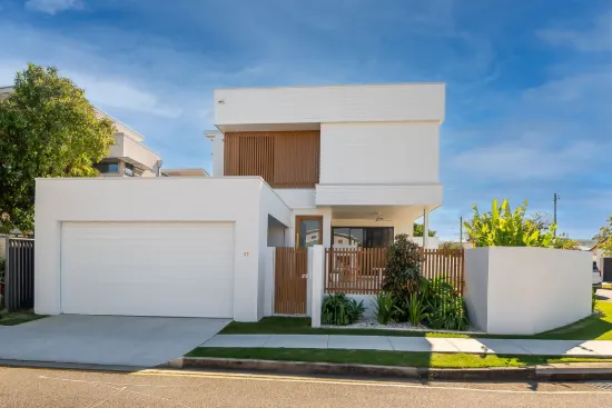 37 Parr Street, Biggera Waters QLD 4216-Image