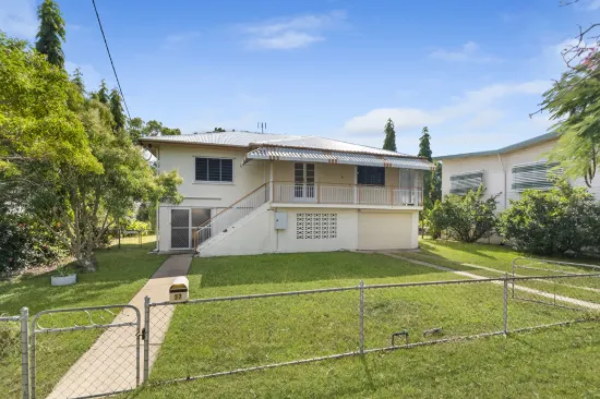 37 Purves Street, Mysterton, Qld 4812