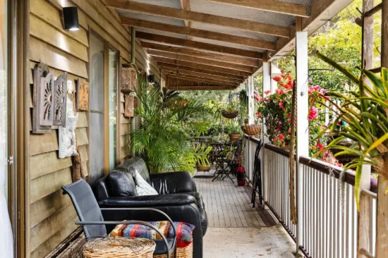 37 Railway Terrace, Crows Nest, Qld 4355