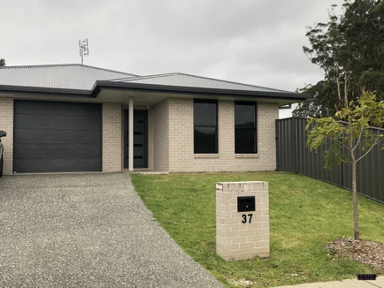 37 Somervale Road, Sandy Beach, NSW 2456