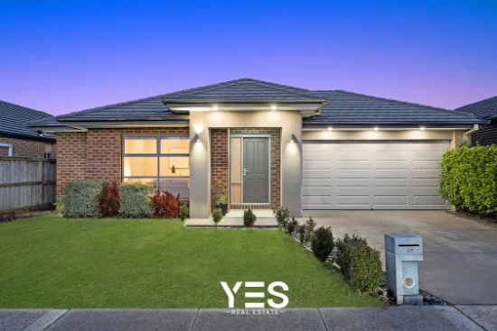 37 St Clair Avenue, Cranbourne West, Vic 3977