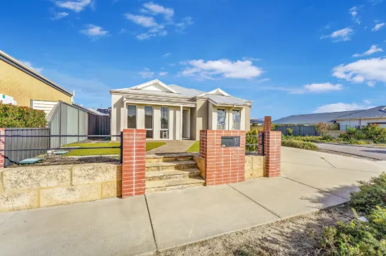 37 Summerville Boulevard, Caversham, WA 6055