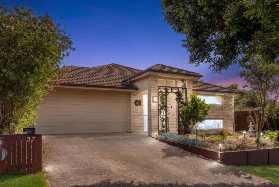 37 Sunstone Circuit, Mango Hill, Qld 4509