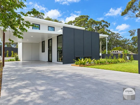 37 Taylor St, Russell Island, Qld 4184 - For Sale
