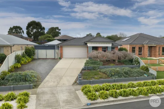 37 The Ridge, Delacombe, Vic 3356