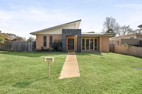 37 West Parade, Hill Top NSW 2575-Image