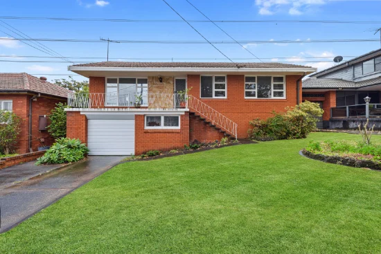 37 Whitegates Avenue, Peakhurst Heights, NSW 2210