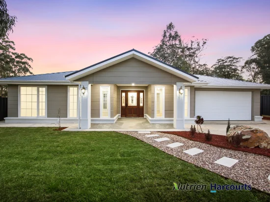 37 Whittlesea-Kinglake Road, Kinglake, Vic 3763