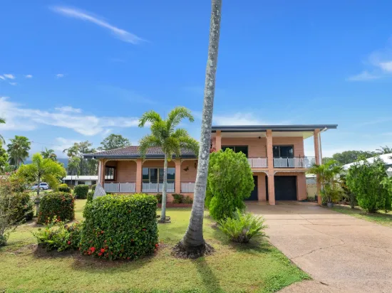 375 Varley Street, Yorkeys Knob, Qld 4878